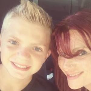 Meet your Posher, Caleb